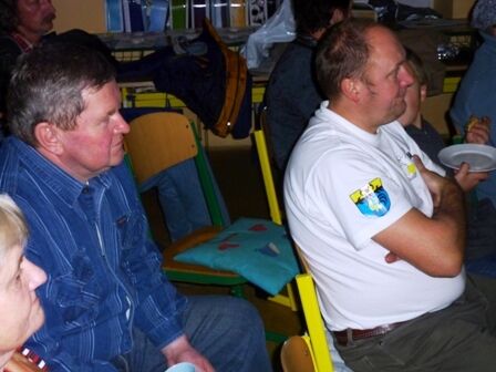 a-poslouchali-a-dozvidali-se-218